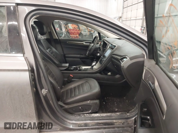 2014 Ford Fusion SE with VIN 3FA6P0HD9ER353329, listed as a IAAI auction lot 41763532 with 163,794 mi miles. Bid and sale history available at carsss.com. Image 5.