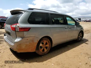 2017 Toyota Sienna LE Auto Access Seat с VIN 5TDKZ3DC4HS895585, выставлен на аукционе Copart как лот 56331015 с пробегом 92 960 миль миль и Списание • Salvage title. История ставок и продаж доступна на DreamBid. Изображение 3.