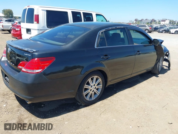2005 Toyota Avalon XL with VIN 4T1BK36BX5U053913, listed as a IAAI auction lot 40229932 with Not Provided miles and . Bid and sale history available at DreamBid. Image 4.