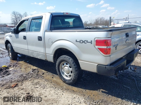 2011 Ford F-150 XL with VIN 1FTFW1EFXBFC47523, listed as a IAAI auction lot 41685328 with 167,407 mi miles. Bid and sale history available at carsss.com. Image 3.