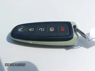 2013 Ford Escape Titanium z VIN 1FMCU9J9XDUA10838, wystawiony jako IAAI lot #42702521 z przebiegiem 86 815 mil mil oraz . Historia ofert i sprzedaży dostępna na DreamBid. Obrazek 11.