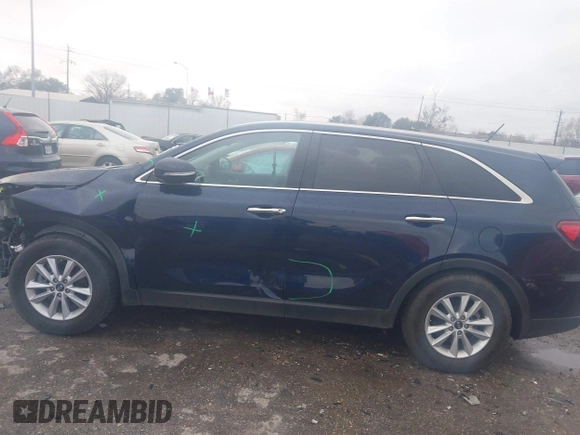 2020 Kia Sorento L with VIN 5XYPG4A31LG699874, listed as a IAAI auction lot 41296086 with 83,177 mi miles. Bid and sale history available at carsss.com. Image 14.