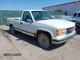 1996 GMC Sierra 1500 z VIN 1GTFC24R6TZ504719, wystawiony jako IAAI lot #42096927 z przebiegiem 225 029 mil mil oraz . Historia ofert i sprzedaży dostępna na DreamBid. Obrazek 1.