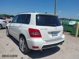 2011 Mercedes-Benz GLK-Class GLK 350 with VIN WDCGG5GB9BF680201, listed as a IAAI auction lot 42101931 with 252,488 mi miles. Bid and sale history available at carsss.com. Image 3.