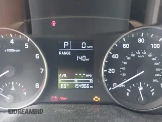 2017 Hyundai Elantra SE z VIN 5NPD84LF8HH007410, wystawiony jako IAAI lot #42023627 z przebiegiem 154 966 mil mil oraz . Historia ofert i sprzedaży dostępna na DreamBid. Obrazek 7.