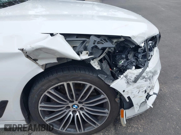 2018 BMW 5 Series 530i z VIN WBAJA5C54JG898565, wystawiony jako IAAI lot #41745230 z przebiegiem 123 776 mil mil oraz . Historia ofert i sprzedaży dostępna na DreamBid. Obrazek 17.