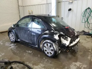 2008 Volkswagen New Beetle Coupe S with VIN 3VWPW31C68M522449, listed as a Copart auction lot 44937585 with 181,498 mi miles and Non Repairable. Bid and sale history available at carsss.com. Image 2.