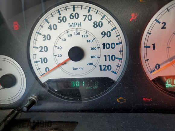 2006 Chrysler Town & Country LWB Touring with VIN 2A4GP54L66R689045, listed as a Copart auction lot 77197064 with 301,778 mi miles and Salvage Title. Bid and sale history available at carsss.com. Image 9.