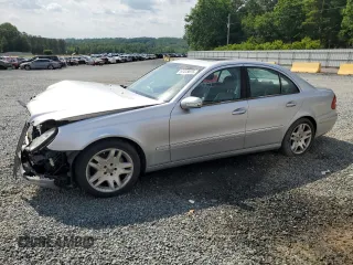 2003 Mercedes-Benz E 500 z VIN WDBUF70J73A147897, wystawiony jako Copart lot #57415675 z przebiegiem 116 324 mil mil oraz Szkoda całkowita • Salvage title. Historia ofert i sprzedaży dostępna na DreamBid. Obrazek 1.