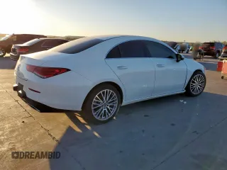 2023 Mercedes-Benz CLA 250 z VIN W1K5J4GBXPN405299, wystawiony jako Copart lot #49970575 z przebiegiem 33 162 mil mil oraz Czysty tytuł • Clean title. Historia ofert i sprzedaży dostępna na DreamBid. Obrazek 3.