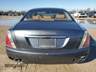 2006 Maserati Quattroporte z VIN ZAMCE39A860026491, wystawiony jako Copart lot #43785435 z przebiegiem 65 168 mil mil oraz Czysty tytuł • Clean title. Historia ofert i sprzedaży dostępna na DreamBid. Obrazek 6.