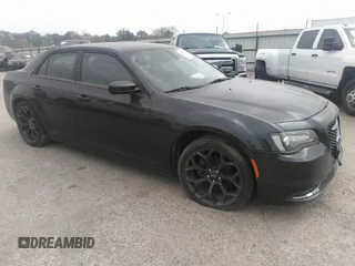 2019 Chrysler 300 with VIN 2C3CCABG8KH515237, listed as a IAAI auction lot 41285931 with 105,965 mi miles. Bid and sale history available at carsss.com. Image 1.
