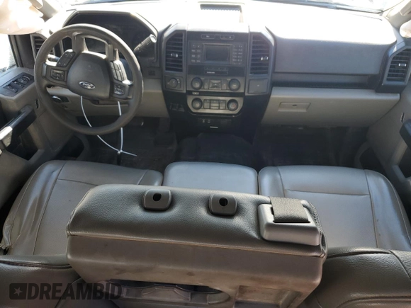 2015 Ford F-150 XL with VIN 1FTEW1CP0FFB08675, listed as a Copart auction lot 45392665 with 199,556 mi miles and Salvage Title. Bid and sale history available at carsss.com. Image 8.
