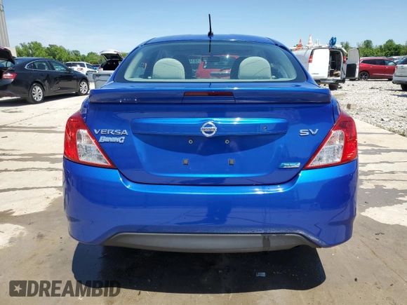 2016 Nissan Versa S z VIN 3N1CN7AP4GL829284, wystawiony jako Copart lot #56342055 z przebiegiem 111 984 mil mil oraz Szkoda całkowita • Salvage title. Historia ofert i sprzedaży dostępna na DreamBid. Obrazek 6.