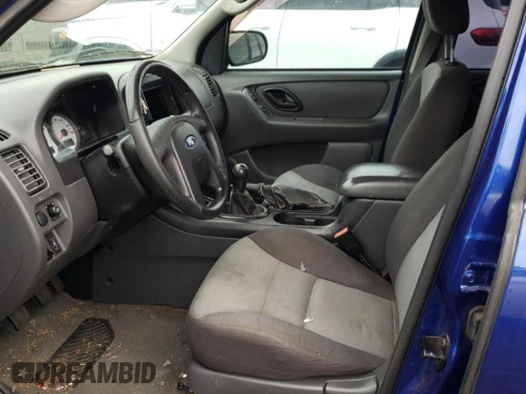 2005 Ford Escape XLS Value с VIN 1FMYU02Z35KA37621, выставлен на аукционе Copart как лот 44817004 с пробегом Не указан миль и Списание • Salvage title. История ставок и продаж доступна на DreamBid. Изображение 7.