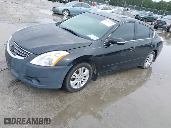 2012 Nissan Altima S z VIN 1N4AL2AP0CN446584, wystawiony jako IAAI lot #42362193 z przebiegiem 211 658 mil mil oraz . Historia ofert i sprzedaży dostępna na DreamBid. Obrazek 2.