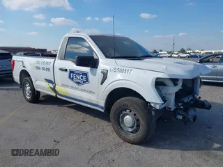 2023 Ford F-150 XL with VIN 1FTMF1CP7PKG21586, listed as a IAAI auction lot 41473326 with 19,008 mi miles and . Bid and sale history available at carsss.com. Image 1.