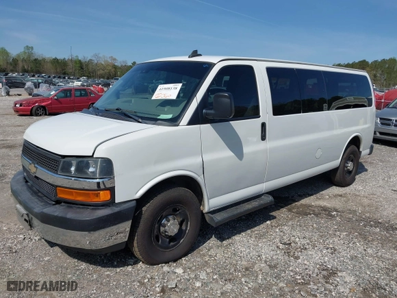 2019 Chevrolet Express Passenger LT with VIN 1GAZGPFG4K1286442, listed as a IAAI auction lot 41908138 with 241,894 mi miles. Bid and sale history available at carsss.com. Image 17.