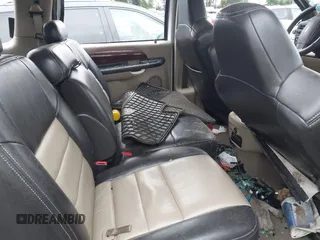 2005 Ford Excursion Eddie Bauer with VIN 1FMSU45P35EA23112, listed as a IAAI auction lot 41173557 with Not Provided miles and . Bid and sale history available at DreamBid. Image 8.