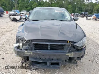 2017 Ford Fusion SE with VIN 3FA6P0H78HR163097, listed as a Copart auction lot 58505595 with 55,113 mi miles and Salvage title. Bid and sale history available at DreamBid. Image 5.