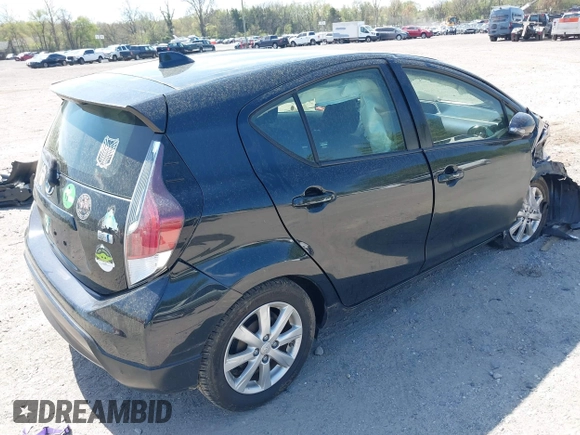2017 Toyota Prius One z VIN JTDKDTB39H1591876, wystawiony jako IAAI lot #42086978 z przebiegiem 115 070 mil mil oraz . Historia ofert i sprzedaży dostępna na DreamBid. Obrazek 4.