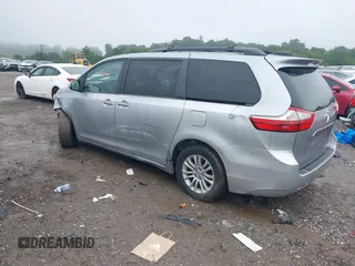 2015 Toyota Sienna XLE с VIN 5TDYK3DC3FS579087, выставлен на аукционе IAAI как лот 42456365 с пробегом 127 350 миль миль и . История ставок и продаж доступна на DreamBid. Изображение 3.