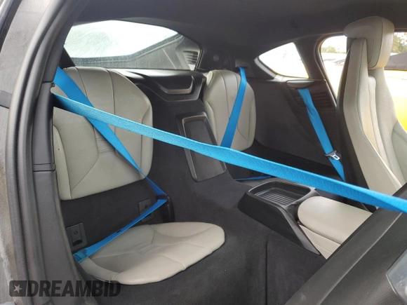 2015 BMW i8 z VIN WBY2Z2C58FVX64920, wystawiony jako Copart lot #74749874 z przebiegiem 29 577 mil mil oraz Szkoda całkowita • Salvage title. Historia ofert i sprzedaży dostępna na DreamBid. Obrazek 10.