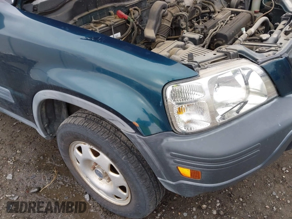 1998 Honda CR-V LX with VIN JHLRD2843WC011969, listed as a IAAI auction lot 41906450 with 210,854 mi miles. Bid and sale history available at carsss.com. Image 14.