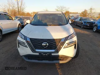 2021 Nissan Rogue SV z VIN 5N1AT3BB5MC755558, wystawiony jako IAAI lot #40766170 z przebiegiem 48 365 mil mil oraz . Historia ofert i sprzedaży dostępna na DreamBid. Obrazek 12.