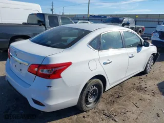 2018 Nissan Sentra S with VIN 3N1AB7AP2JY333720, listed as a IAAI auction lot 41738308 with 91,991 mi miles. Bid and sale history available at carsss.com. Image 4.