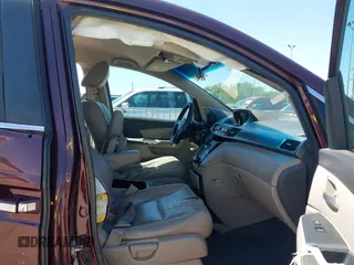 2011 Honda Odyssey EX with VIN 5FNRL5H42BB021438, listed as a IAAI auction lot 41978690 with 190,495 mi miles and . Bid and sale history available at carsss.com. Image 5.