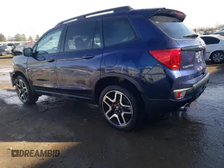 2023 Honda Passport Elite with VIN 5FNYF8H09PB038438, listed as a Copart auction lot 42435065 with 8,971 mi miles and Salvage Title. Bid and sale history available at carsss.com. Image 2.