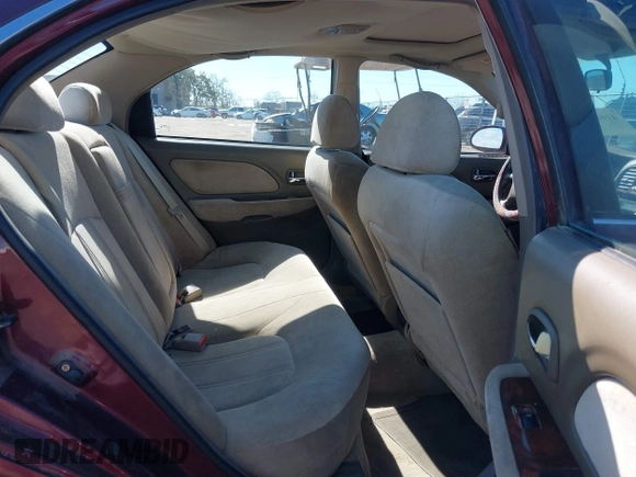 2002 Hyundai Sonata GLS with VIN KMHWF35HX2A586689, listed as a IAAI auction lot 41681385 with 273,132 mi miles. Bid and sale history available at carsss.com. Image 8.
