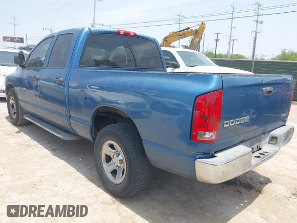 2002 Dodge 1500 z VIN 3D7HA18N52G164550, wystawiony jako IAAI lot #42293158 z przebiegiem 208 291 mil mil oraz . Historia ofert i sprzedaży dostępna na DreamBid. Obrazek 3.