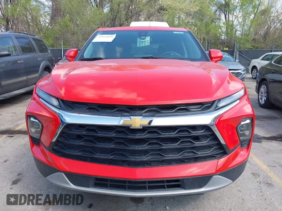 2023 Chevrolet Blazer LT z VIN 3GNKBCR44PS168938, wystawiony jako IAAI lot #42014810 z przebiegiem 59 931 mil mil oraz . Historia ofert i sprzedaży dostępna na DreamBid. Obrazek 6.