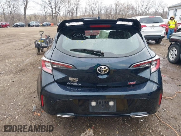 2019 Toyota Corolla Hatchback SE with VIN JTNK4RBEXK3060018, listed as a IAAI auction lot 41500627 with 96,997 mi miles. Bid and sale history available at carsss.com. Image 17.