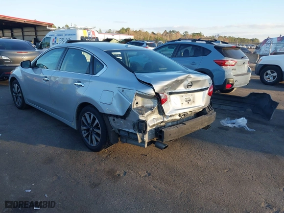 2017 Nissan Altima 2.5 SR with VIN 1N4AL3AP4HC294124, listed as a IAAI auction lot 41539898 with 140,170 mi miles. Bid and sale history available at carsss.com. Image 3.