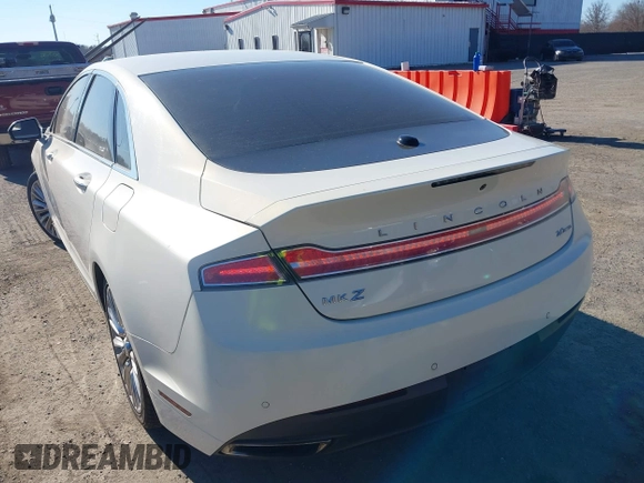 2013 Lincoln MKZ with VIN 3LN6L2G98DR805036, listed as a IAAI auction lot 40981671 with 121,079 mi miles and . Bid and sale history available at DreamBid. Image 3.