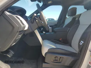 2024 Land Rover Discovery with VIN SALRL2EXXR2491493, listed as a Copart auction lot 73174074 with 850 mi miles and Salvage Title. Bid and sale history available at DreamBid. Image 7.