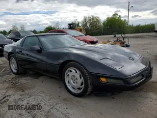 1994 Chevrolet Corvette z VIN 1G1YY22P4R5114674, wystawiony jako Copart lot #55403525 z przebiegiem Nie podano mil oraz Czysty tytuł • Clean title. Historia ofert i sprzedaży dostępna na DreamBid. Obrazek 4.