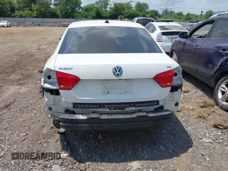 2015 Volkswagen Passat Wolfsburg Edition with VIN 1VWAT7A37FC112814, listed as a IAAI auction lot 42607166 with 123,429 mi miles and . Bid and sale history available at DreamBid. Image 17.