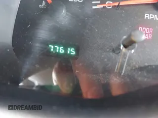 2000 Dodge Dakota z VIN 1B7GL22X6YS732984, wystawiony jako IAAI lot #42261357 z przebiegiem 77 615 mil mil oraz . Historia ofert i sprzedaży dostępna na DreamBid. Obrazek 7.