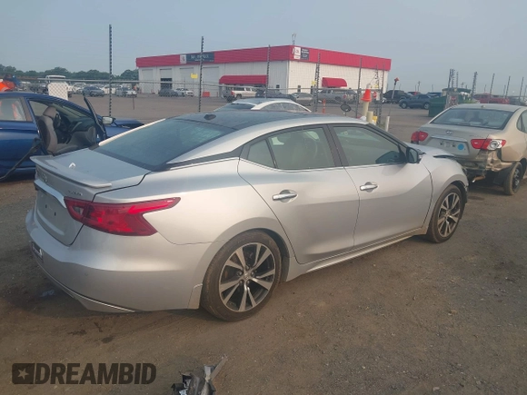 2018 Nissan Maxima SV z VIN 1N4AA6AP1JC366927, wystawiony jako IAAI lot #42394242 z przebiegiem 89 093 mil mil oraz . Historia ofert i sprzedaży dostępna na DreamBid. Obrazek 4.