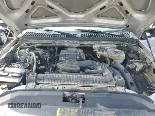 2006 Ford F-250 XL z VIN 1FTSX21556EC90337, wystawiony jako Copart lot #56307825 z przebiegiem 152 754 mil mil oraz Szkoda całkowita • Salvage title. Historia ofert i sprzedaży dostępna na DreamBid. Obrazek 11.