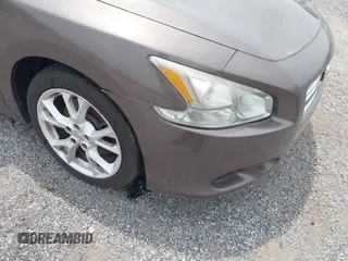 2012 Nissan Maxima S с VIN 1N4AA5AP5CC860947, выставлен на аукционе IAAI как лот 42496871 с пробегом Не указан миль и . История ставок и продаж доступна на DreamBid. Изображение 6.