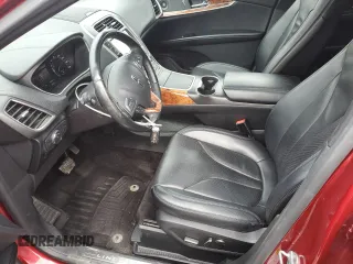 2016 Lincoln MKX Reserve z VIN 2LMTJ8LRXGBL62686, wystawiony jako Copart lot #55666305 z przebiegiem 84 407 mil mil oraz Szkoda całkowita • Salvage title. Historia ofert i sprzedaży dostępna na DreamBid. Obrazek 7.