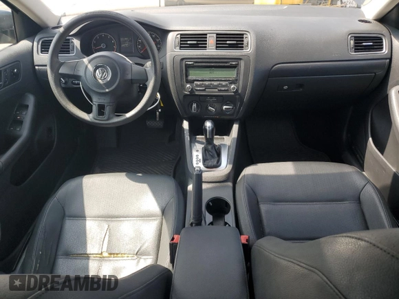 2011 Volkswagen Jetta SE with VIN 3VWDZ7AJ5BM308821, listed as a Copart auction lot 62011735 with 177,312 mi miles and Salvage title. Bid and sale history available at DreamBid. Image 8.