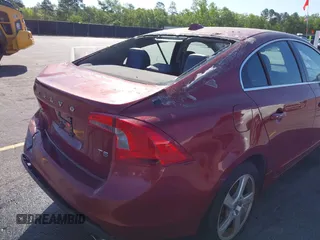 2013 Volvo S60 T5 Premier with VIN YV1612FS3D1232484, listed as a IAAI auction lot 41961900 with 127,059 mi miles. Bid and sale history available at carsss.com. Image 13.