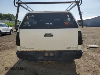 2010 Toyota Tundra SR with VIN 5TFCW5F16AX009674, listed as a Copart auction lot 61872015 with 223,227 mi miles and Clean title. Bid and sale history available at DreamBid. Image 6.