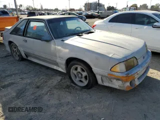 1988 Ford Mustang with VIN 1FABP41A7JF117002, listed as a Copart auction lot 84570564 with 63,626 mi miles and Clean title. Bid and sale history available at DreamBid. Image 4.